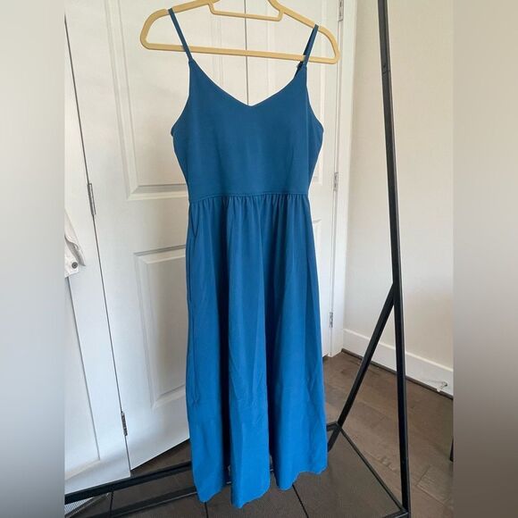 Athleta Dresses & Skirts - Athleta Elation V-Neck Hybrid Dress - Blue, Small-Petite